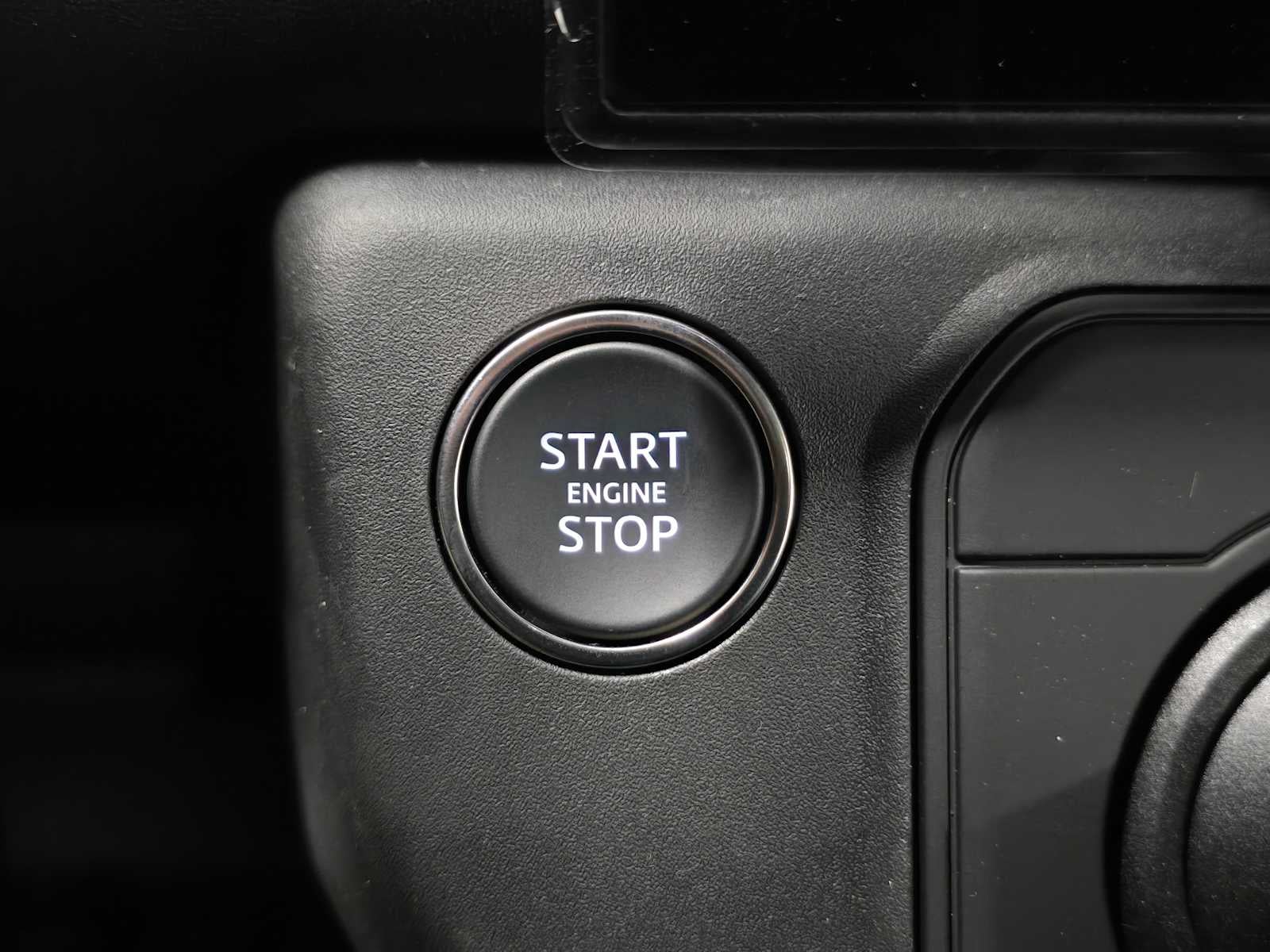 2026 Land Rover Defender X-Dynamic SE 130 P400