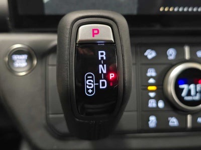 2026 Land Rover Defender X-Dynamic SE 130 P400