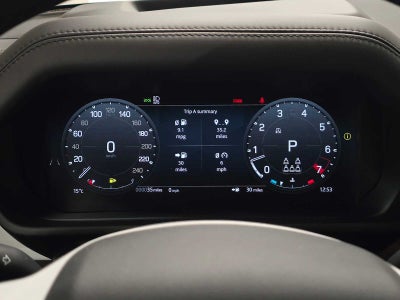 2026 Land Rover Defender X-Dynamic SE 130 P400