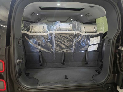 2026 Land Rover Defender X-Dynamic SE 130 P400