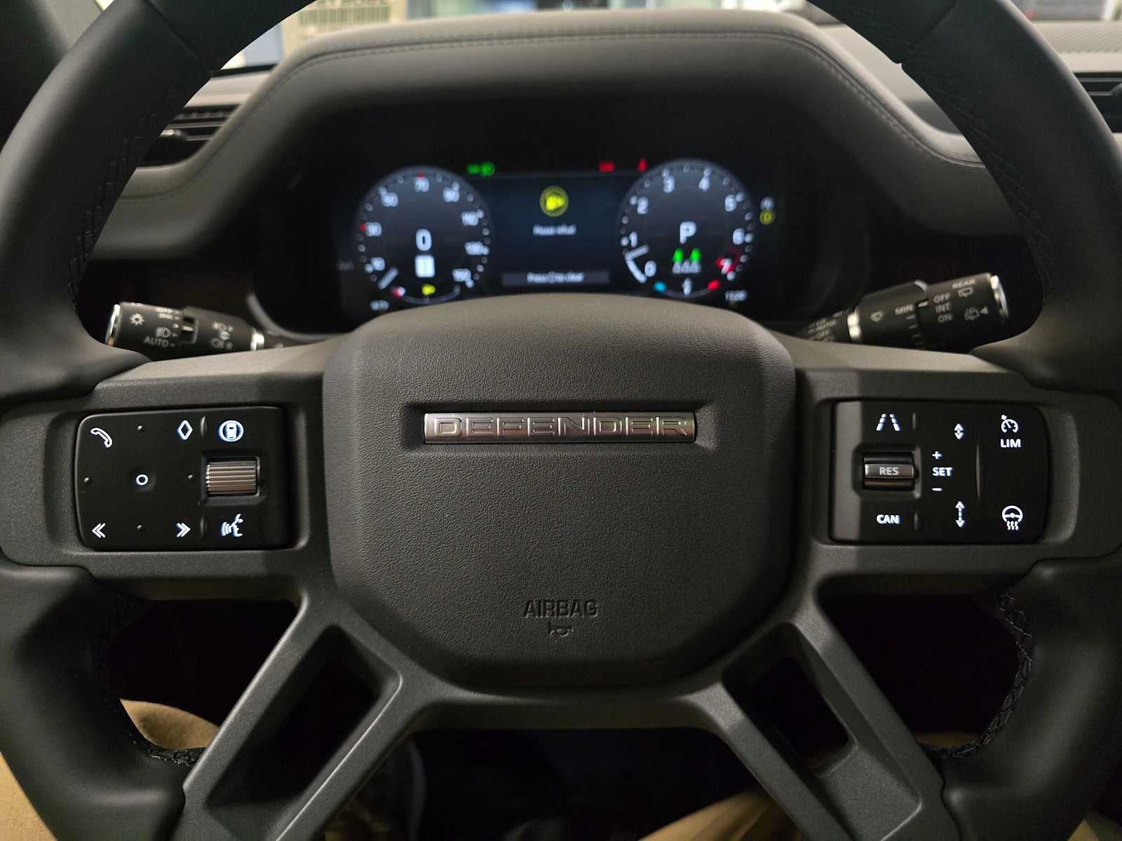 2026 Land Rover Defender X-Dynamic SE 130 P400