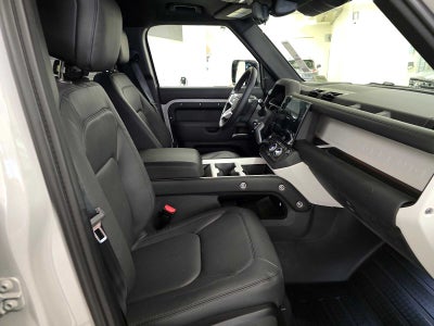 2026 Land Rover Defender X-Dynamic SE 130 P400