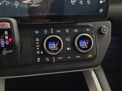 2026 Land Rover Defender X-Dynamic SE 130 P400