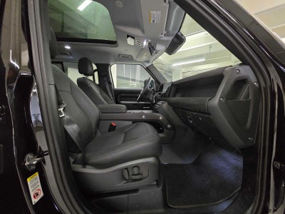 2025 Land Rover Defender S 110 P300