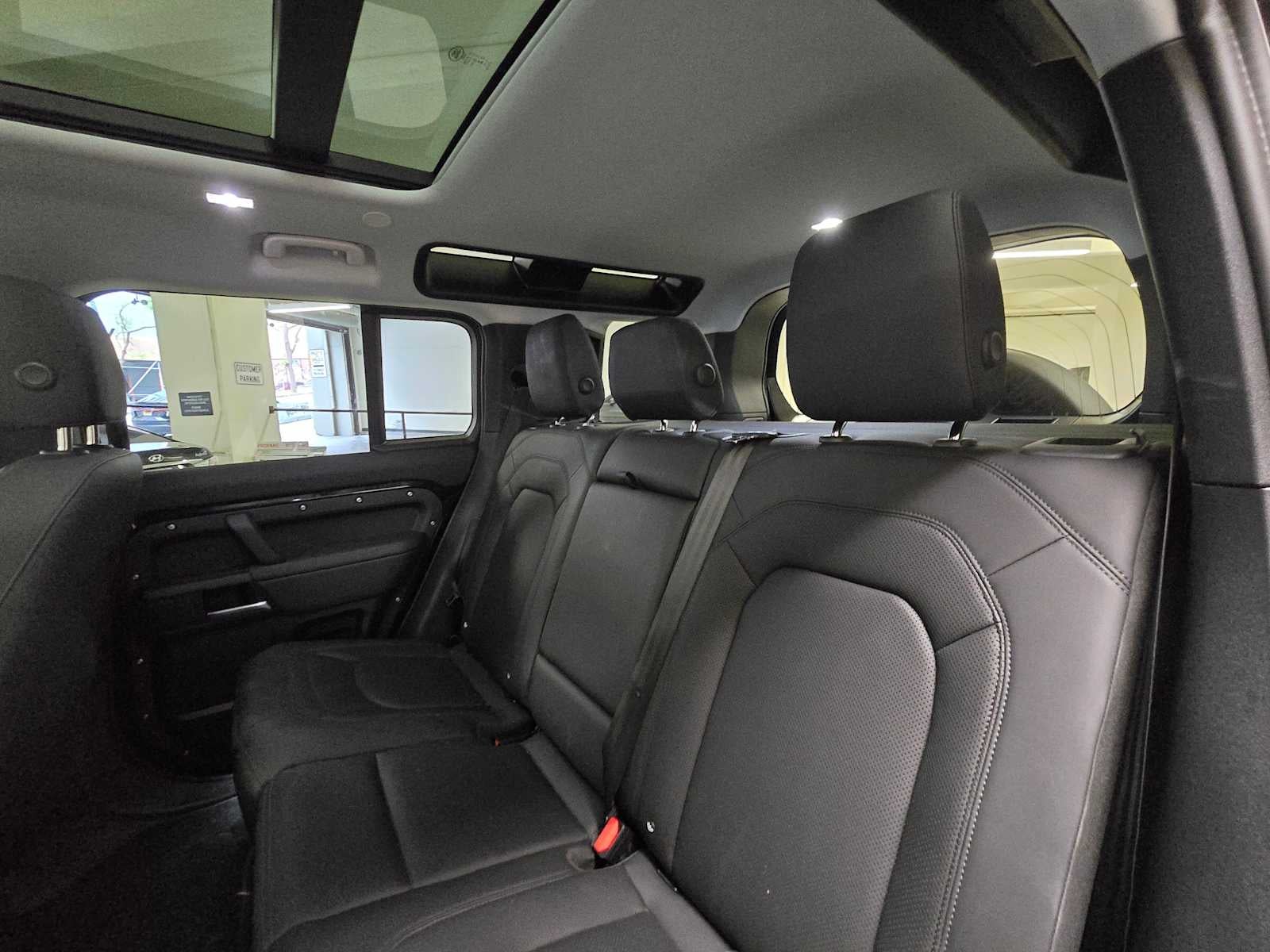 2025 Land Rover Defender S 110 P300