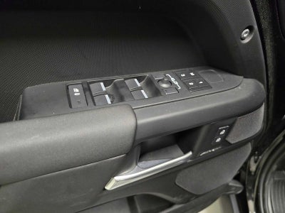 2025 Land Rover Defender S 110 P300