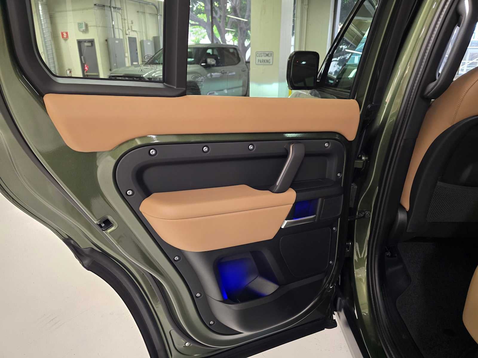 2026 Land Rover Defender S 110 P300