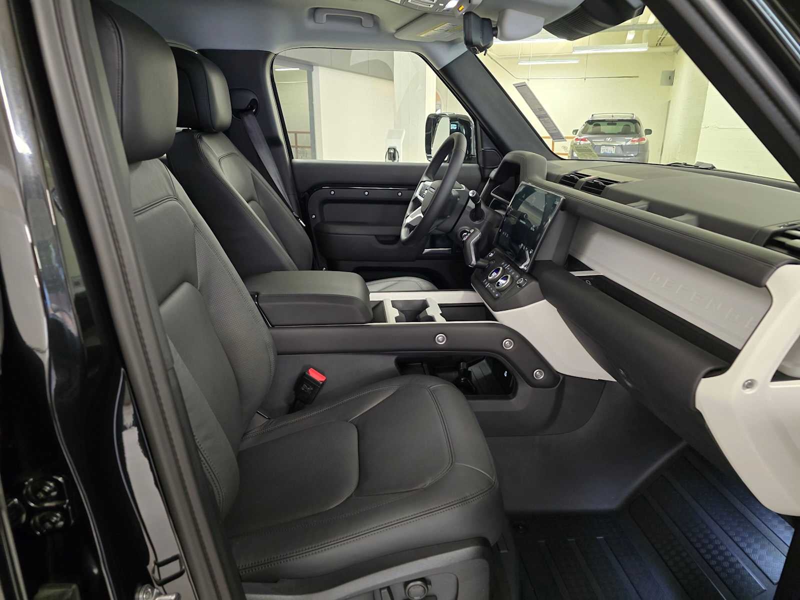 2026 Land Rover Defender S 110 P300