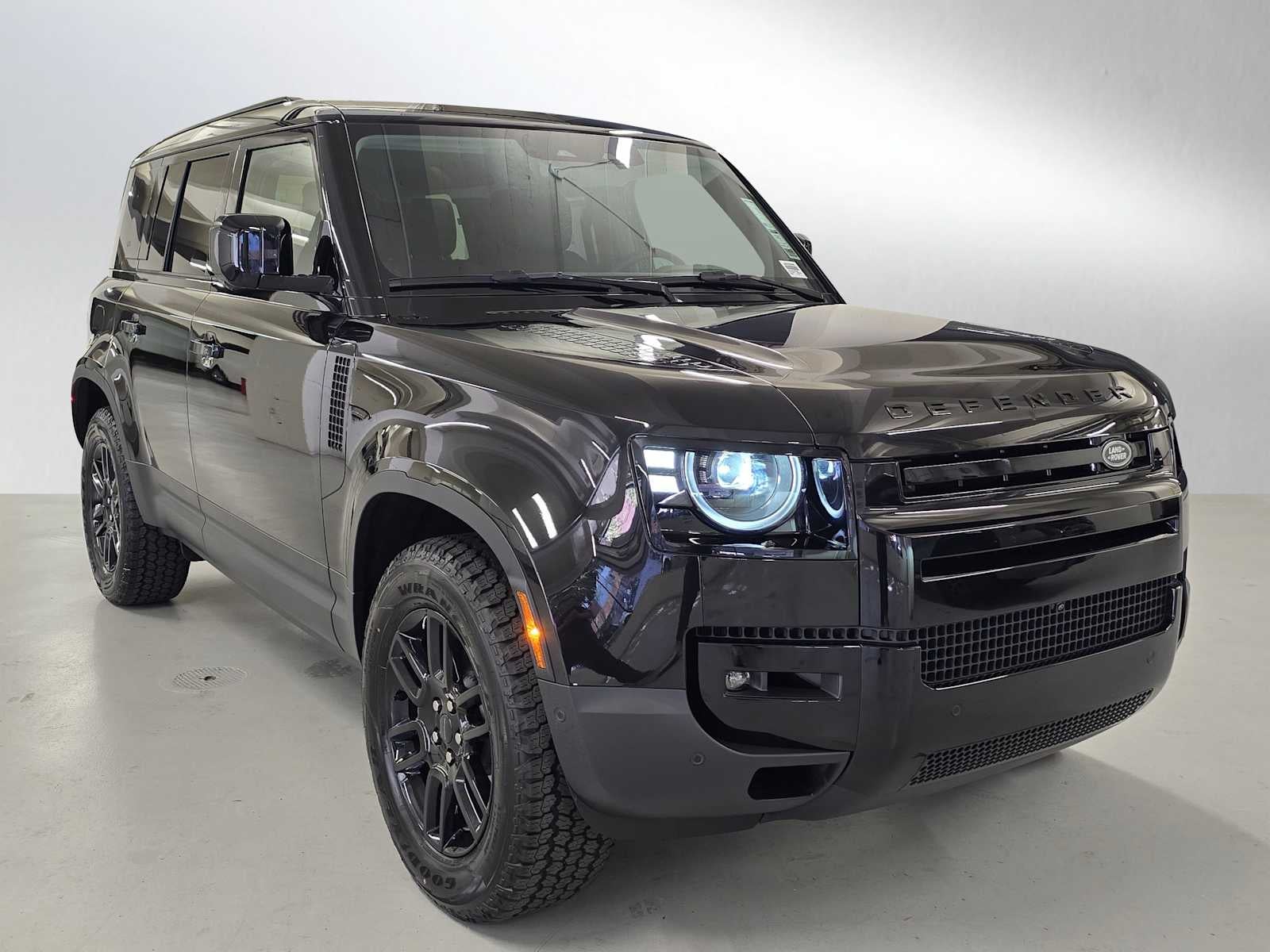 2026 Land Rover Defender S 110 P300