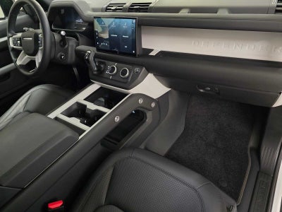 2025 Land Rover Defender S 130 P400