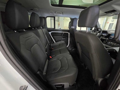 2025 Land Rover Defender S 130 P400