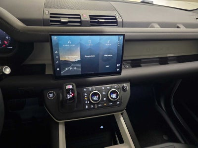 2025 Land Rover Defender S 130 P400