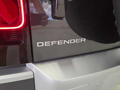 2025 Land Rover Defender S 130 P400
