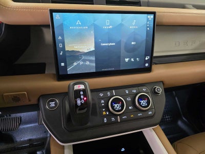 2025 Land Rover Defender S 130 P400