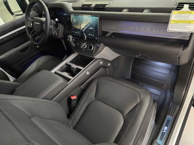 2026 Land Rover Defender V8 90 P525