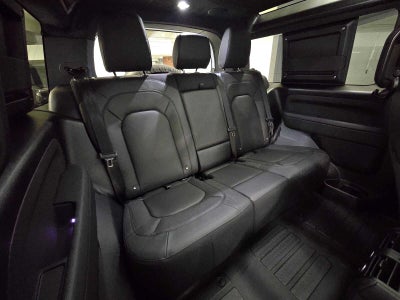 2026 Land Rover Defender V8 90 P525