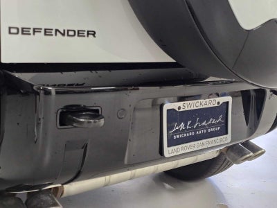 2026 Land Rover Defender V8 90 P525