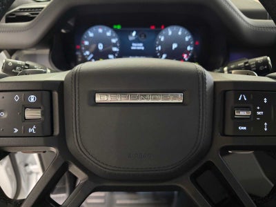 2026 Land Rover Defender V8 90 P525