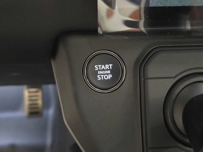 2026 Land Rover Defender V8 90 P525