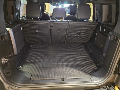 2026 Land Rover Defender Trophy Edition Deep Sandglow 110 P400