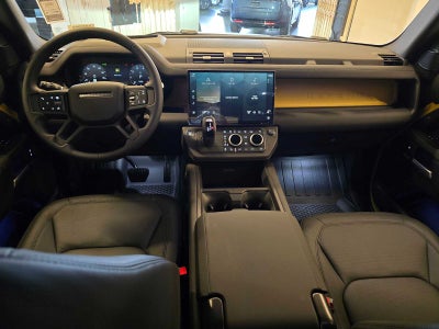 2026 Land Rover Defender Trophy Edition Deep Sandglow 110 P400