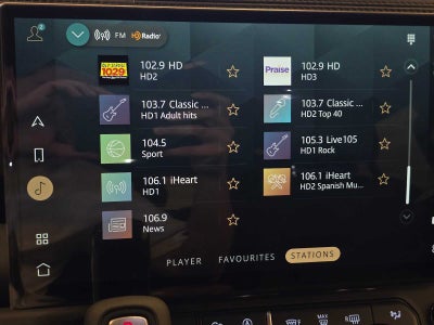 2026 Land Rover Defender Trophy Edition Deep Sandglow 110 P400