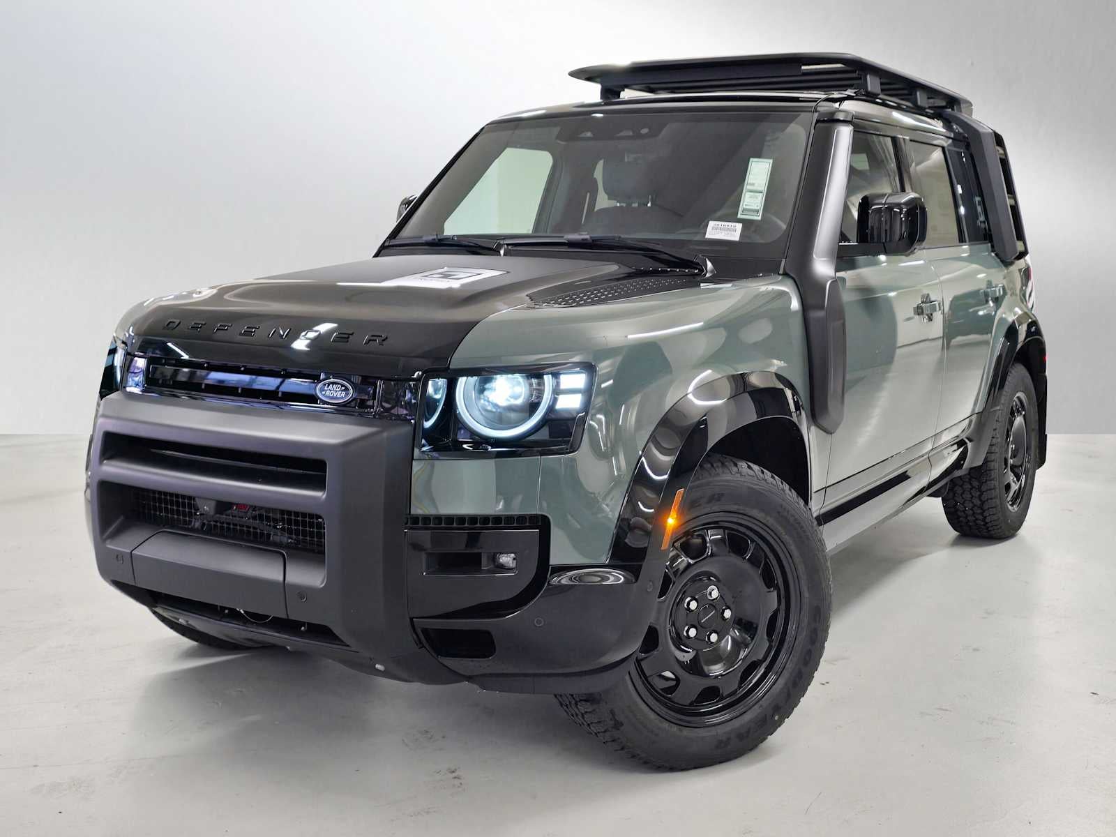 2026 Land Rover Defender Trophy Edition Keswick 110 P400
