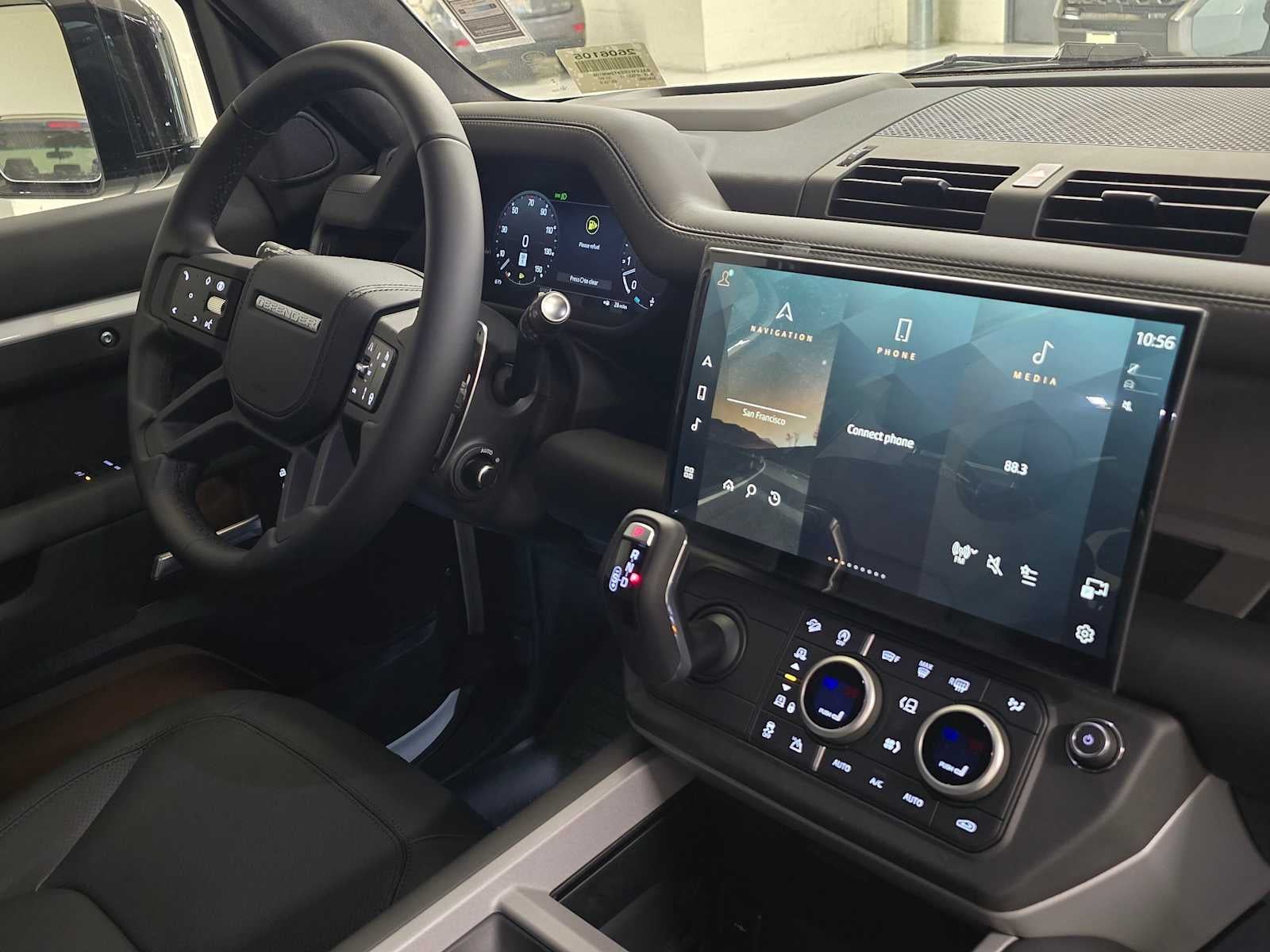 2026 Land Rover Defender V8 110 P525
