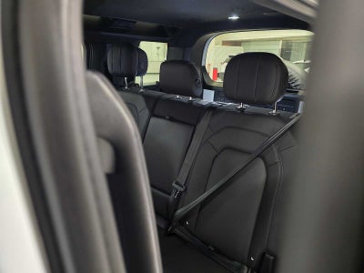 2026 Land Rover Defender V8 110 P525