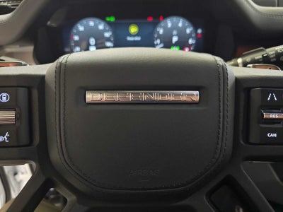 2026 Land Rover Defender V8 110 P525