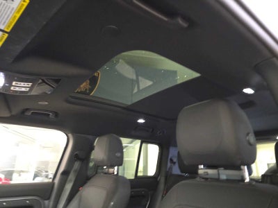 2024 Land Rover Defender Outbound 130 P400