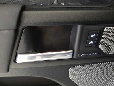 2024 Land Rover Defender Outbound 130 P400