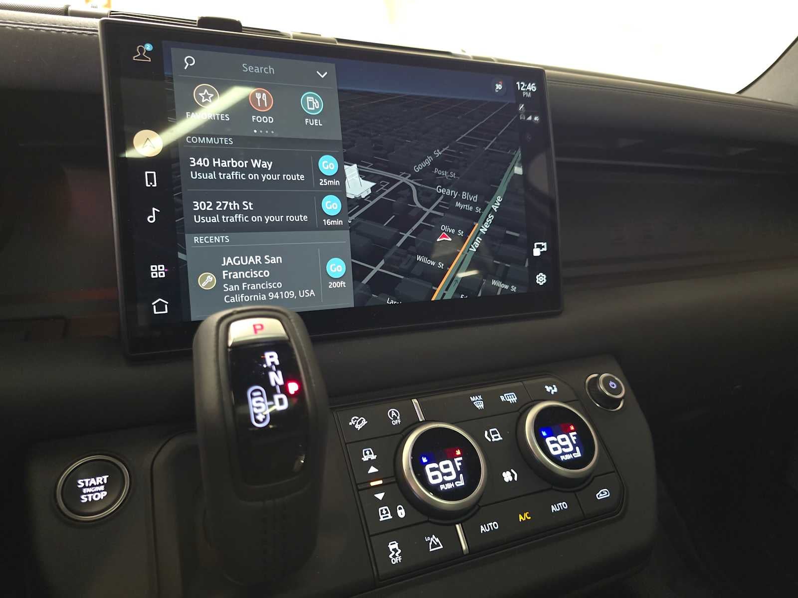 2024 Land Rover Defender Outbound 130 P400