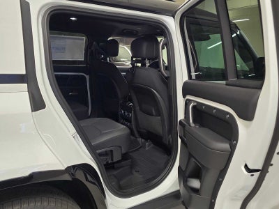 2026 Land Rover Defender V8 130 P500