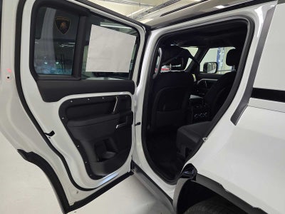 2026 Land Rover Defender V8 130 P500