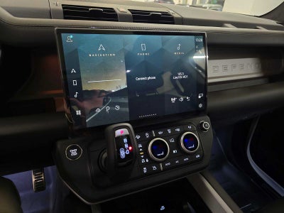 2026 Land Rover Defender V8 130 P500