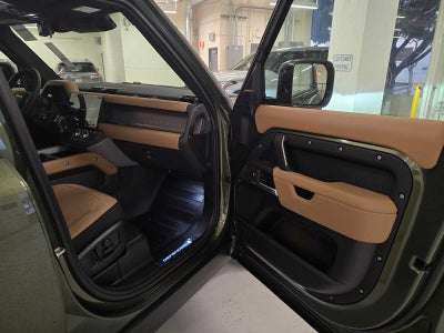 2026 Land Rover Defender X 110 P400