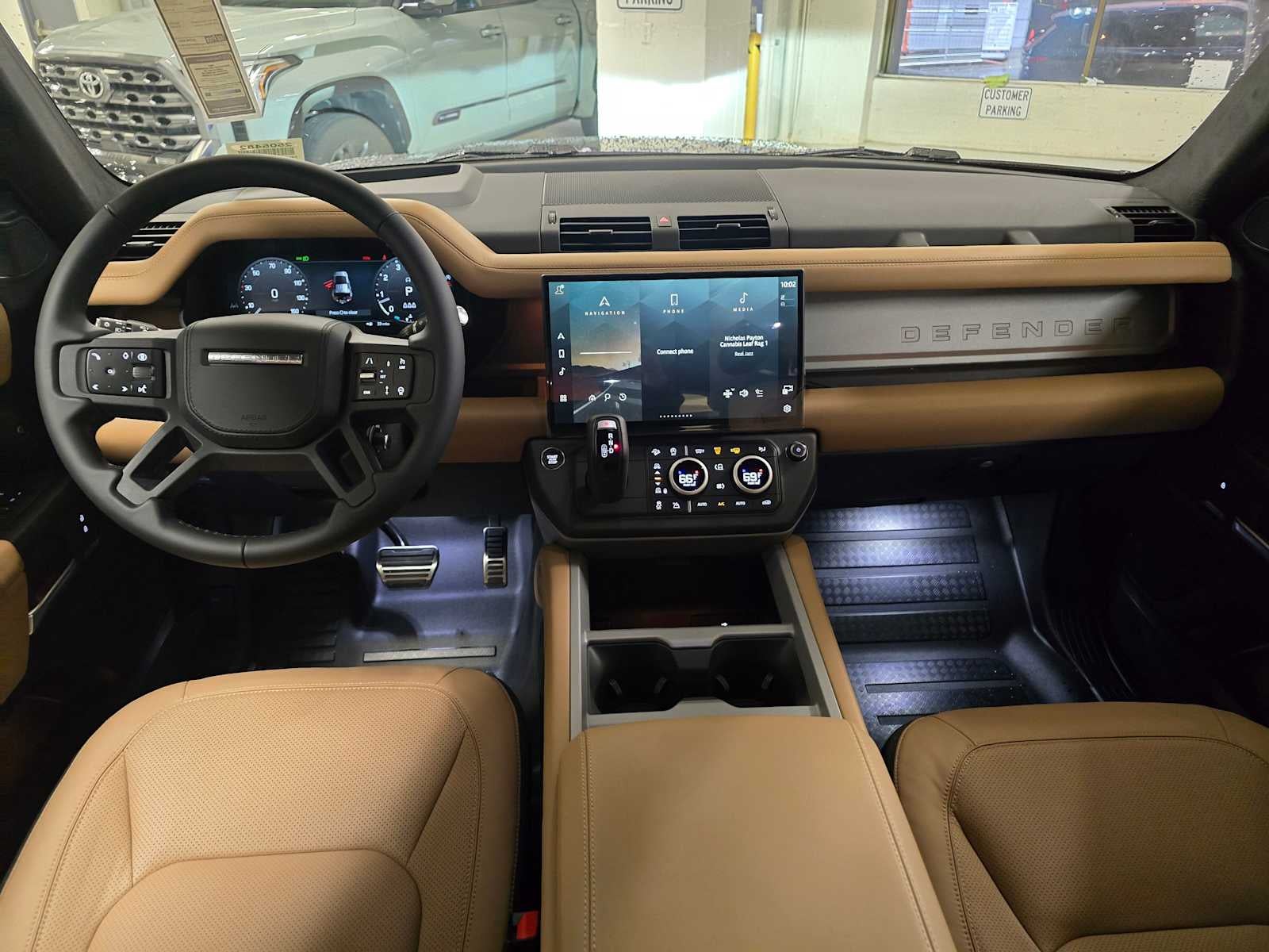 2026 Land Rover Defender X 110 P400