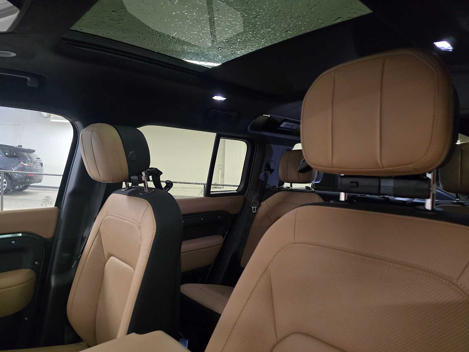 2026 Land Rover Defender X 110 P400