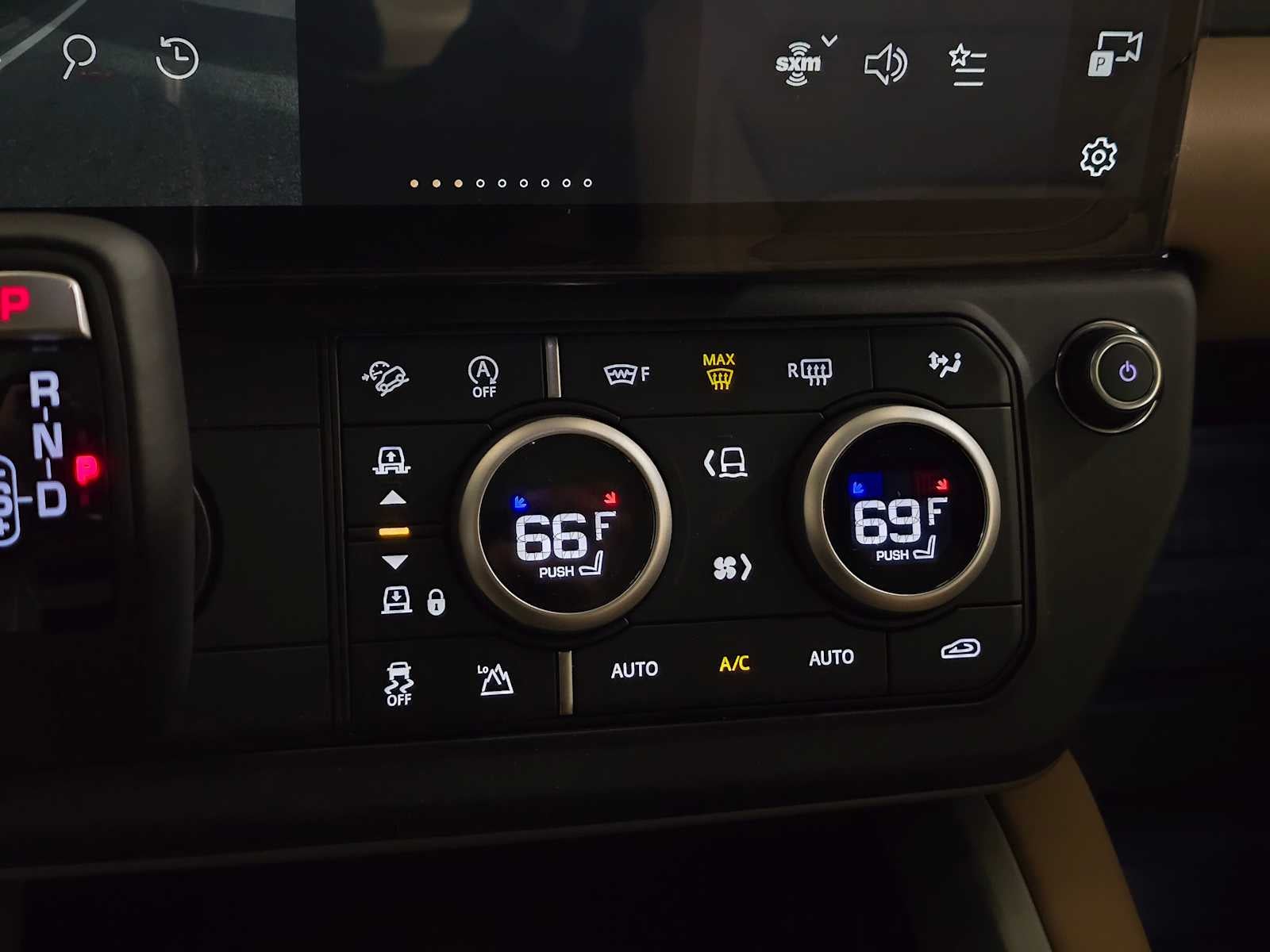 2026 Land Rover Defender X 110 P400