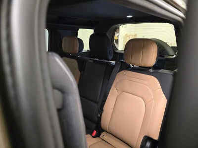 2026 Land Rover Defender X 110 P400