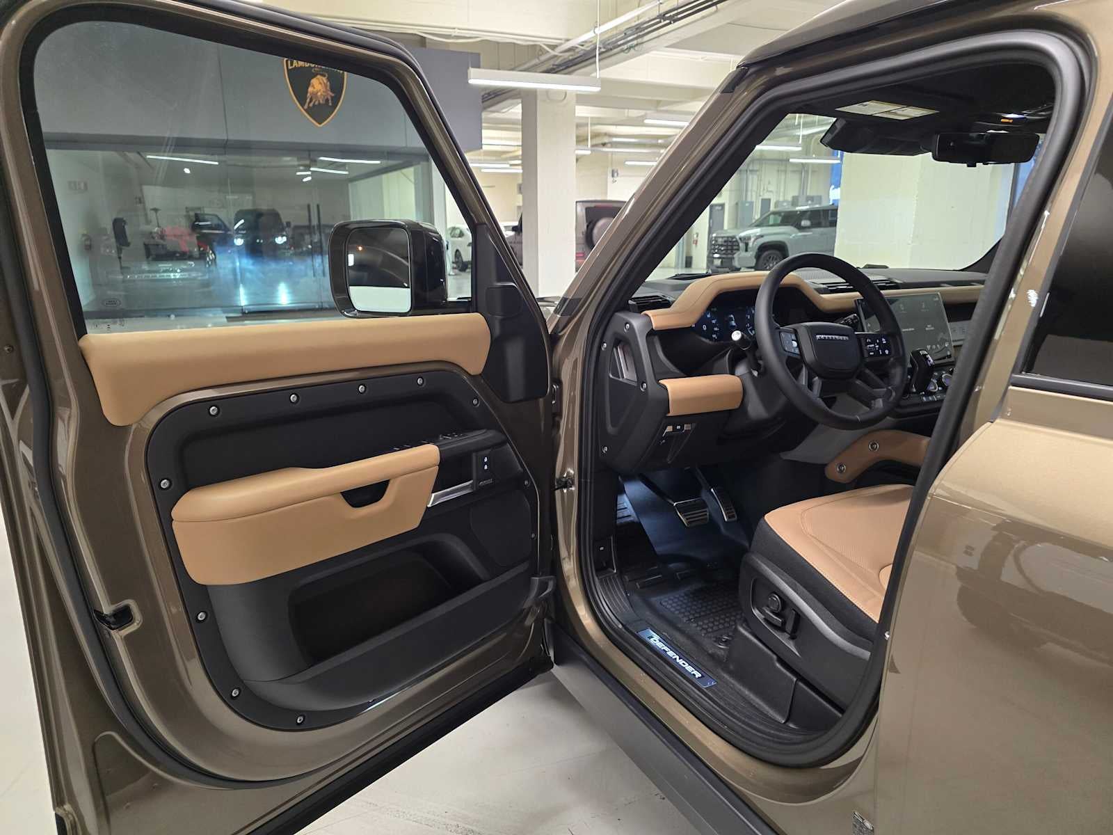 2026 Land Rover Defender X 110 P400