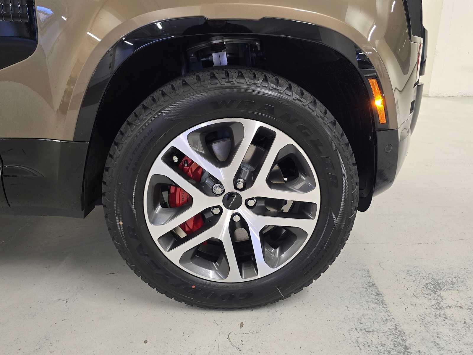 2026 Land Rover Defender X 110 P400