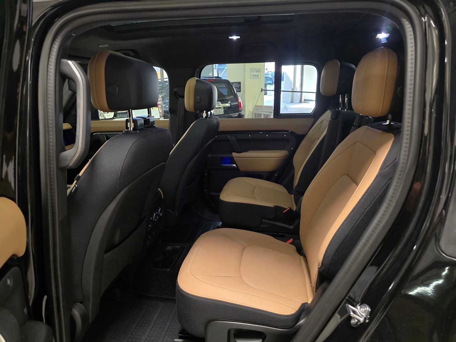2025 Land Rover Defender X 130 P400