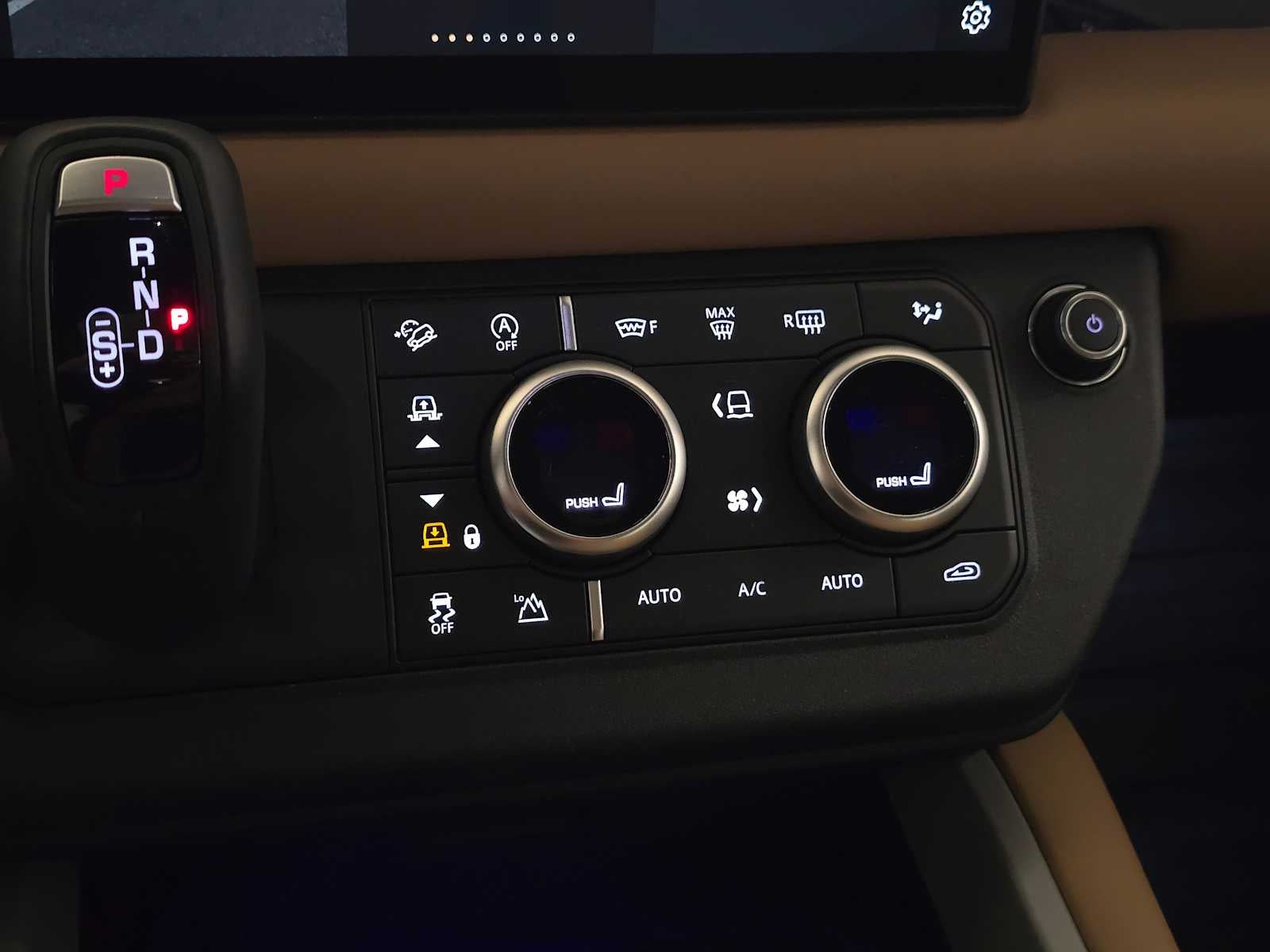 2025 Land Rover Defender X 130 P400