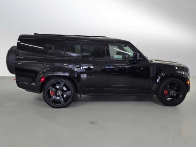 2025 Land Rover Defender X 130 P400