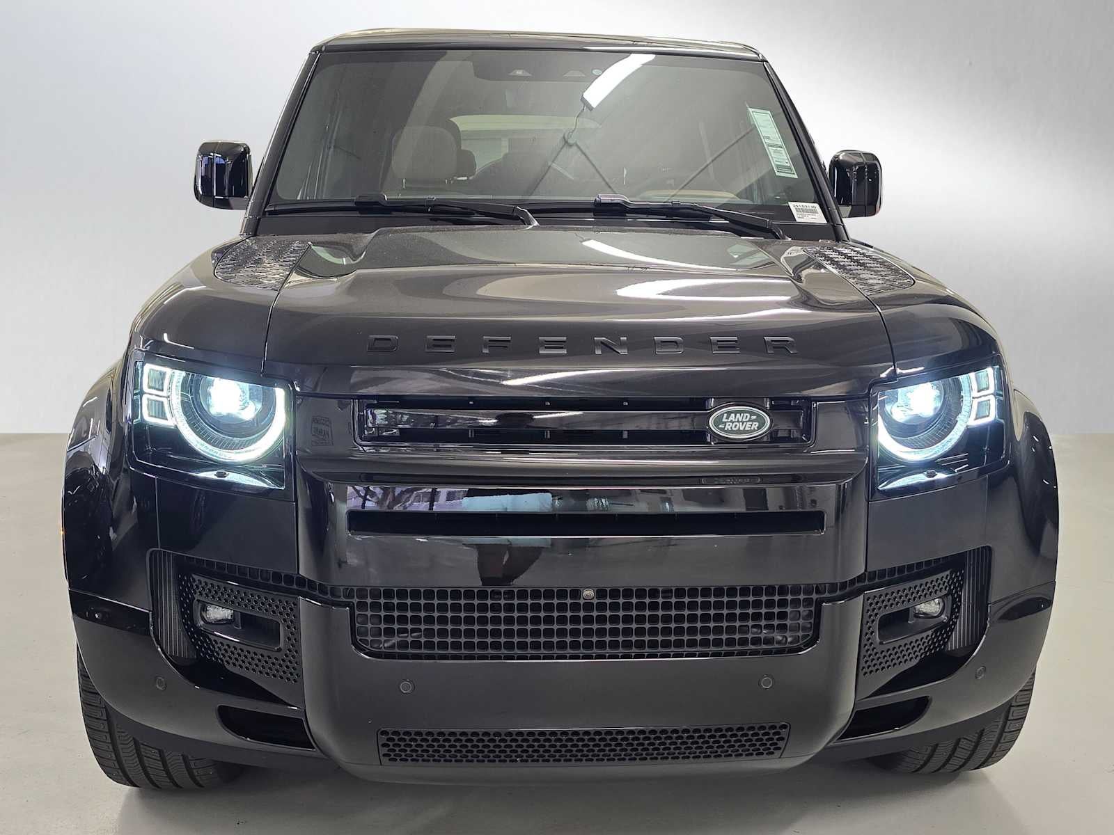 2025 Land Rover Defender X 130 P400