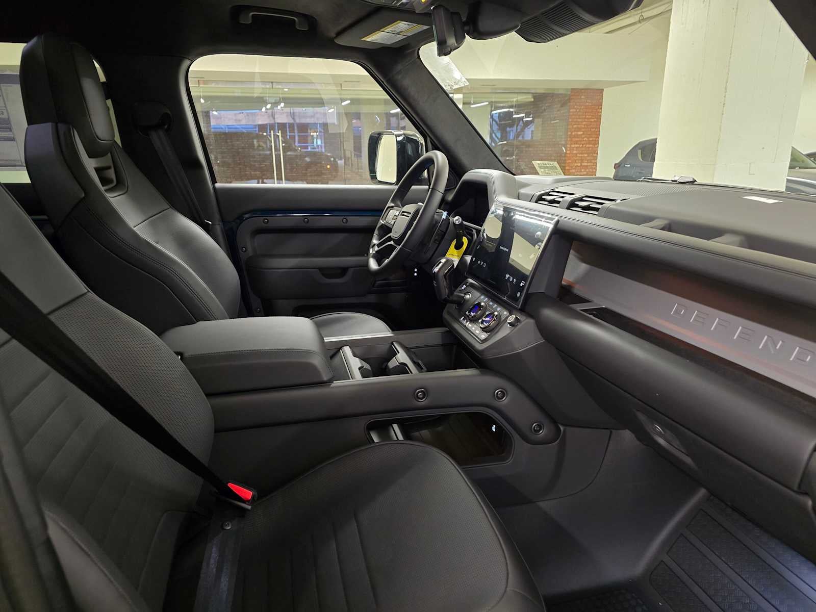 2026 Land Rover Defender OCTA 110 P635