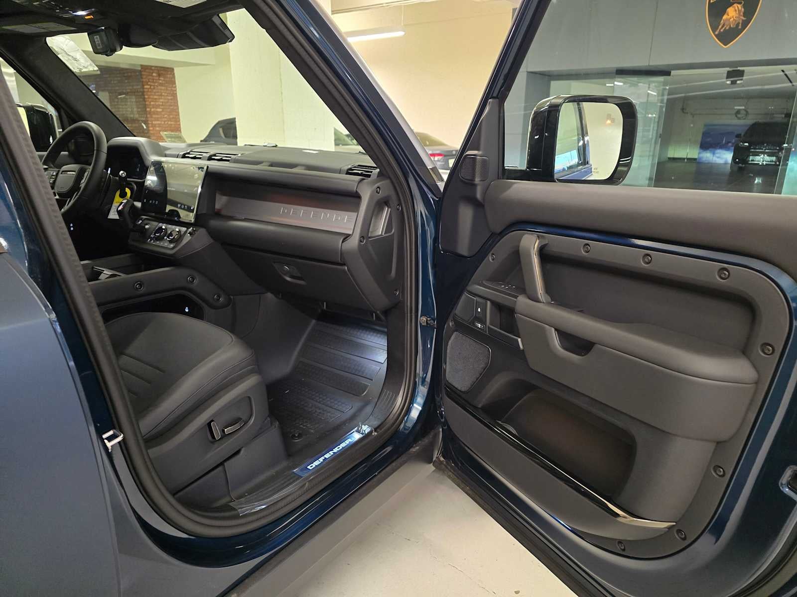 2026 Land Rover Defender OCTA 110 P635