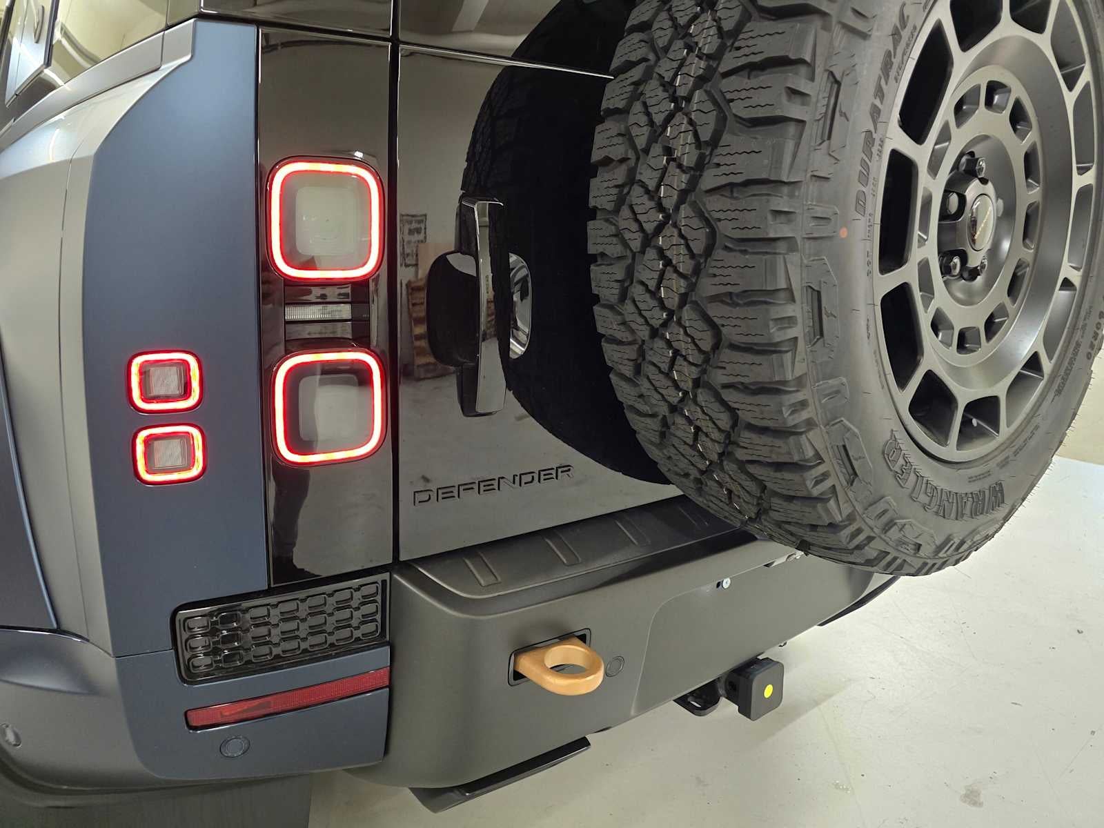 2026 Land Rover Defender OCTA 110 P635